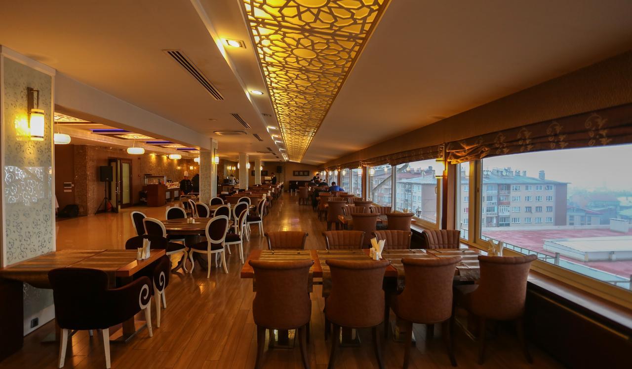 Sivas Bueyuek Hotel Buitenkant foto