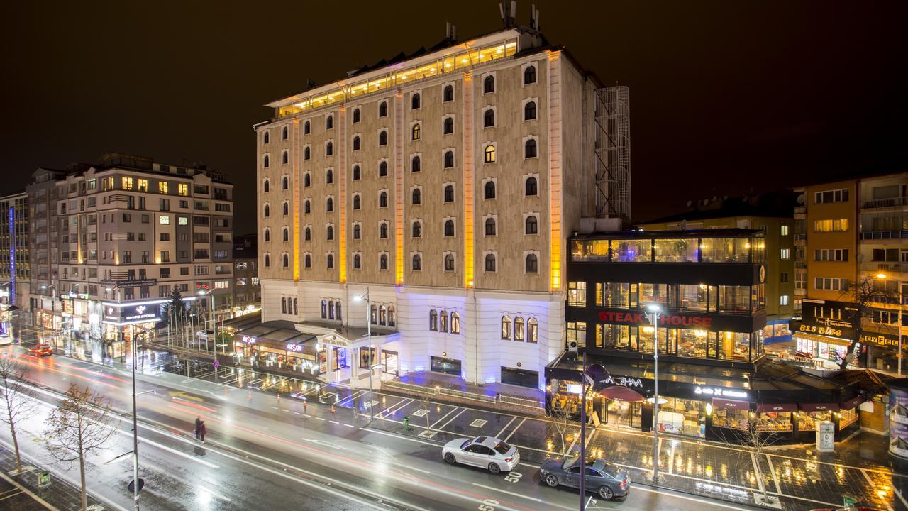 Sivas Bueyuek Hotel Buitenkant foto
